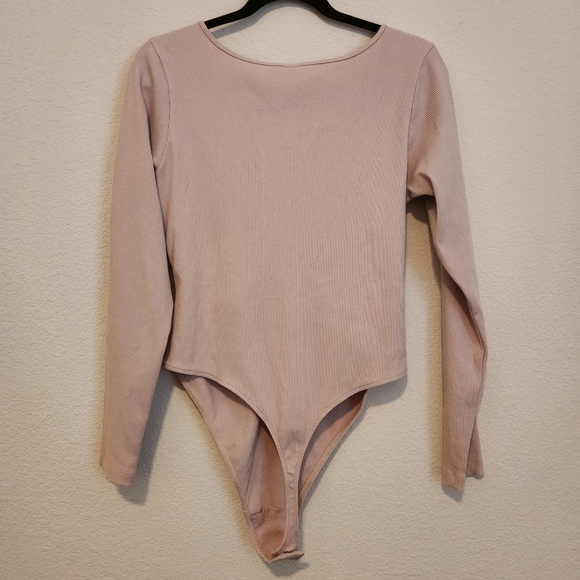 Victoria’s Secret Long Sleeve Cut Out Body Suit - Picture 5 of 8